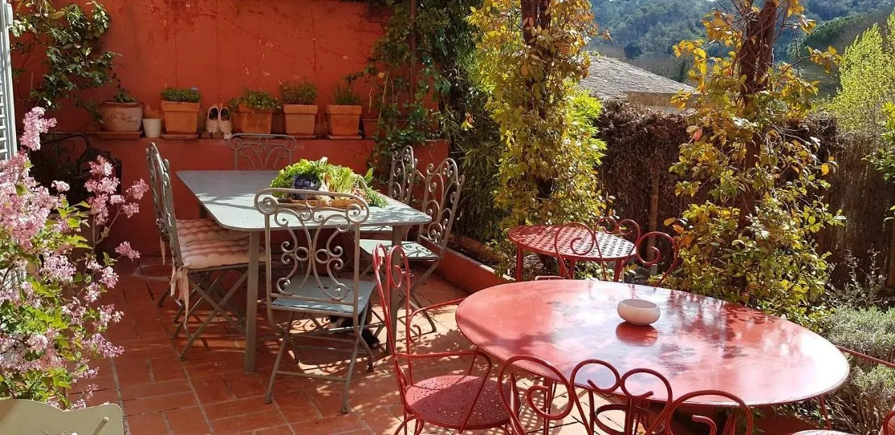Bed & Breakfast Le Belvédère - Chambres d'hôtes de charme et Restaurant Flassans-sur-Issole