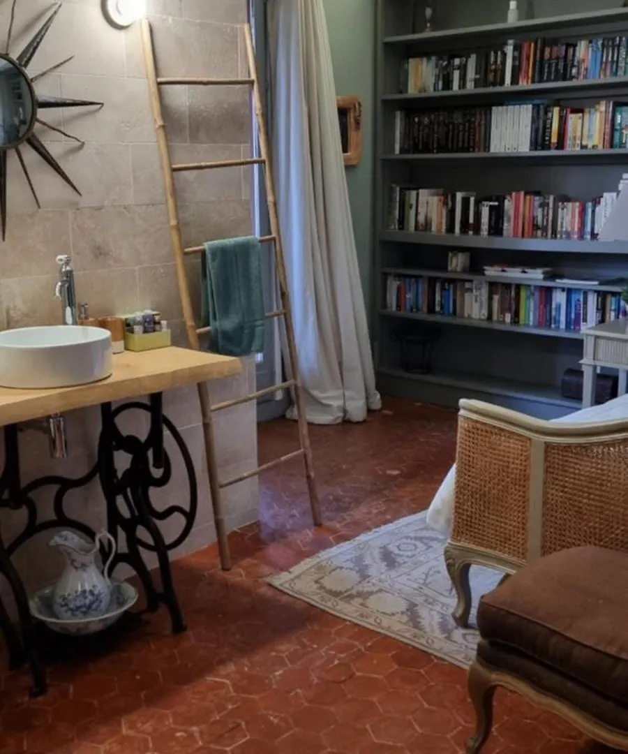 Le Belvédère - Chambres d'hôtes de charme et Restaurant Flassans-sur-Issole Bed & Breakfast