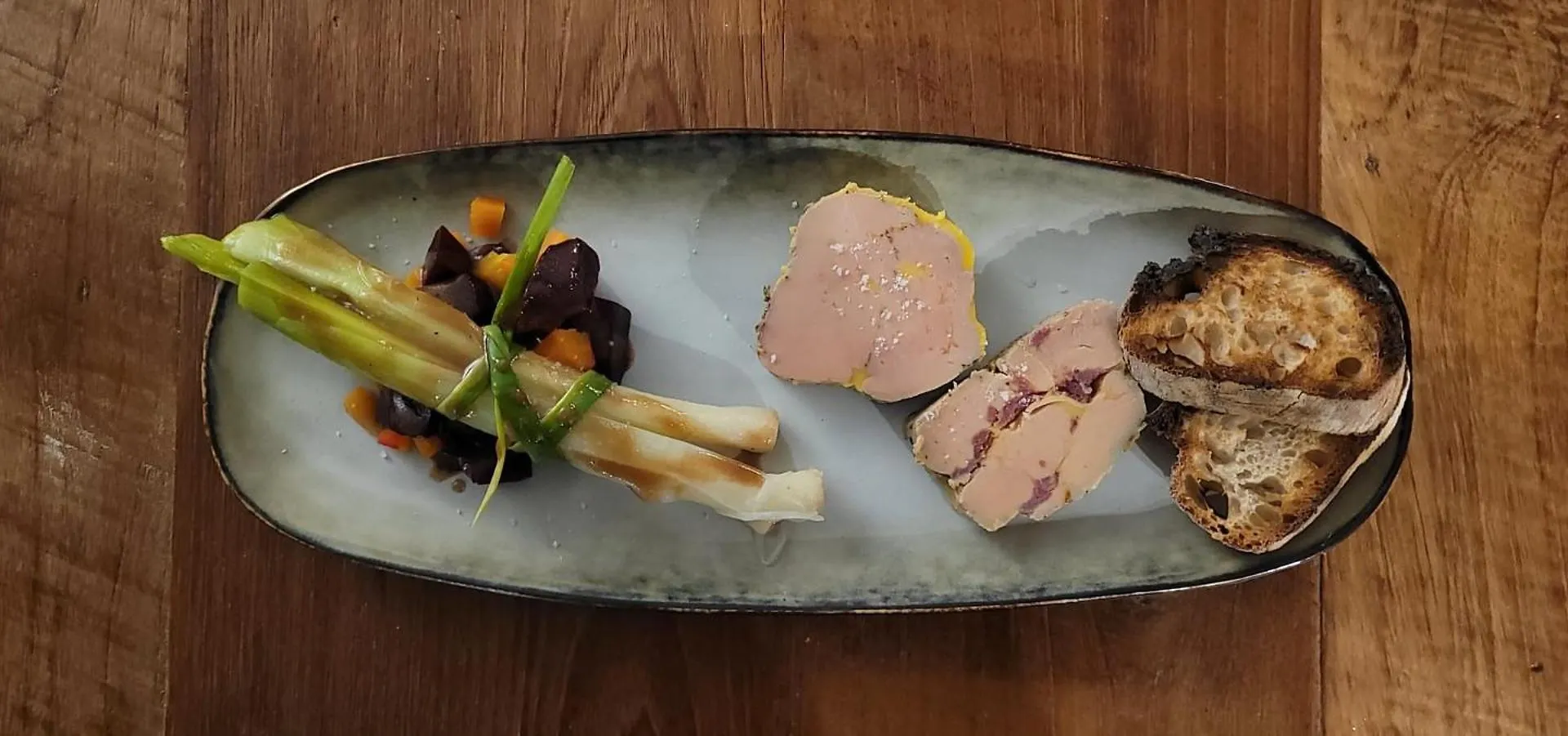 Le Belvédère - Chambres d'hôtes de charme et Restaurant Flassans-sur-Issole Francia