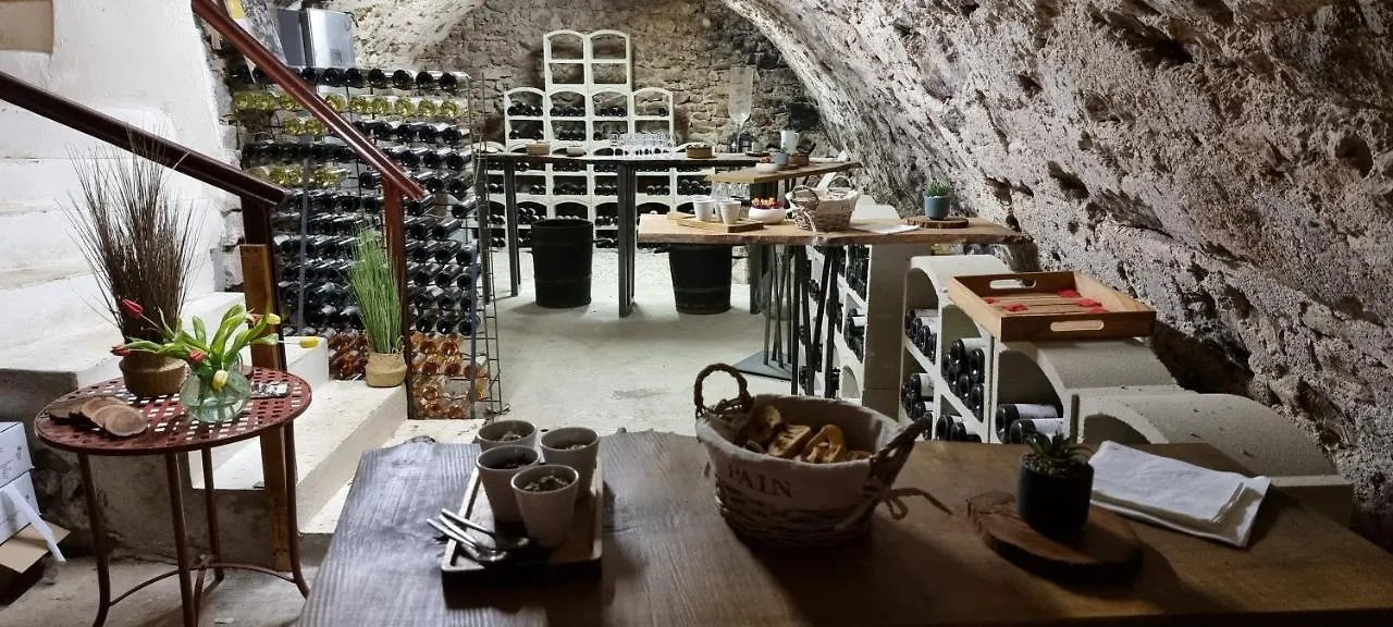 Le Belvedere - Chambres D'Hotes De Charme Et Restaurant Flassans-sur-Issole