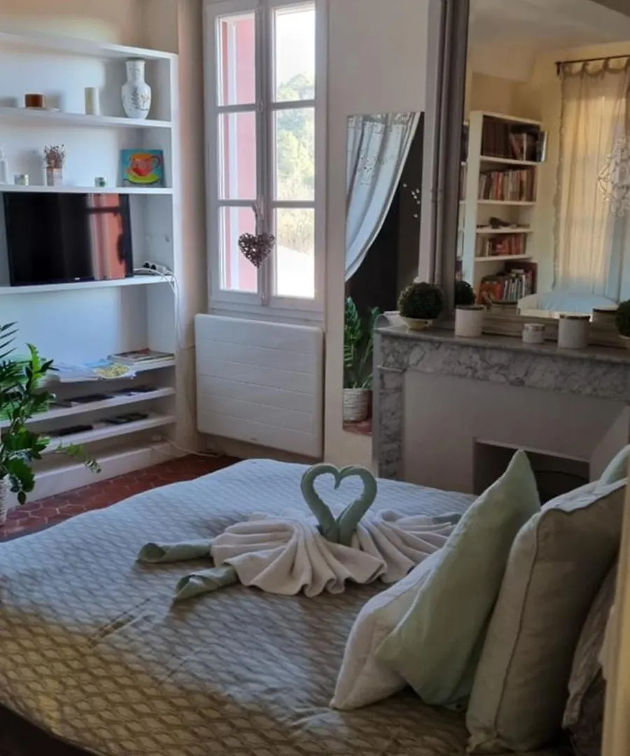 Bed & Breakfast Le Belvedere - Chambres D'Hotes De Charme Et Restaurant Flassans-sur-Issole