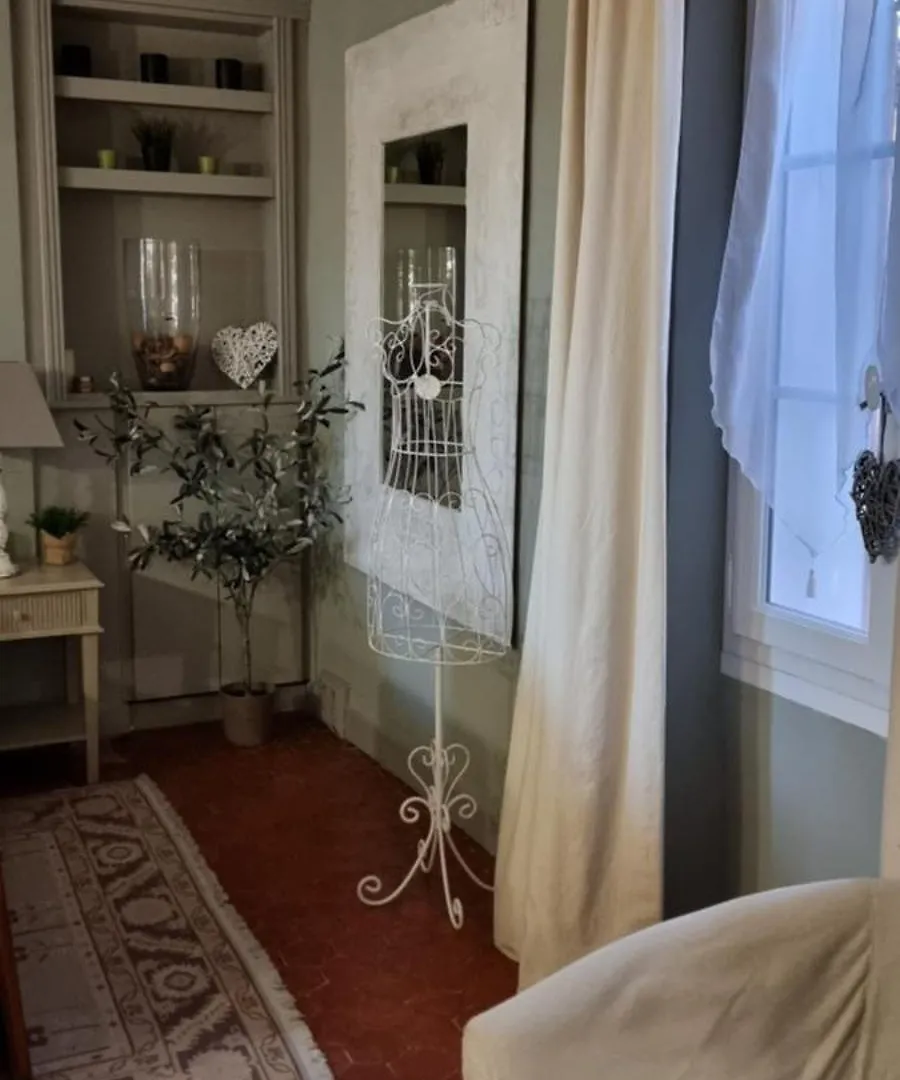 Le Belvedere - Chambres D'Hotes De Charme Et Restaurant Flassans-sur-Issole 0*,  France