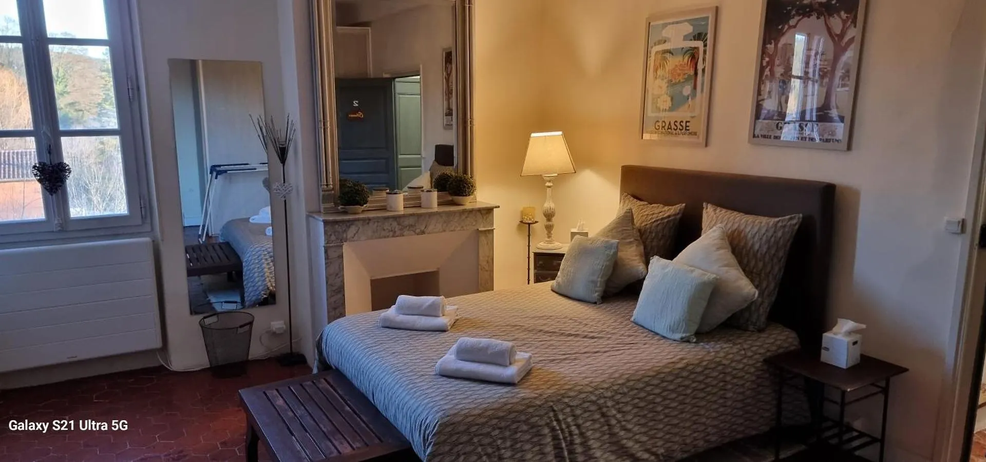 Bed & Breakfast Le Belvédère - Chambres d'hôtes de charme et Restaurant Flassans-sur-Issole